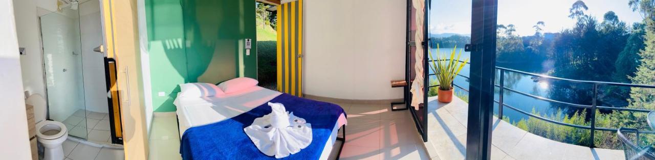 Hotel La Madriguera à Guatapé Extérieur photo