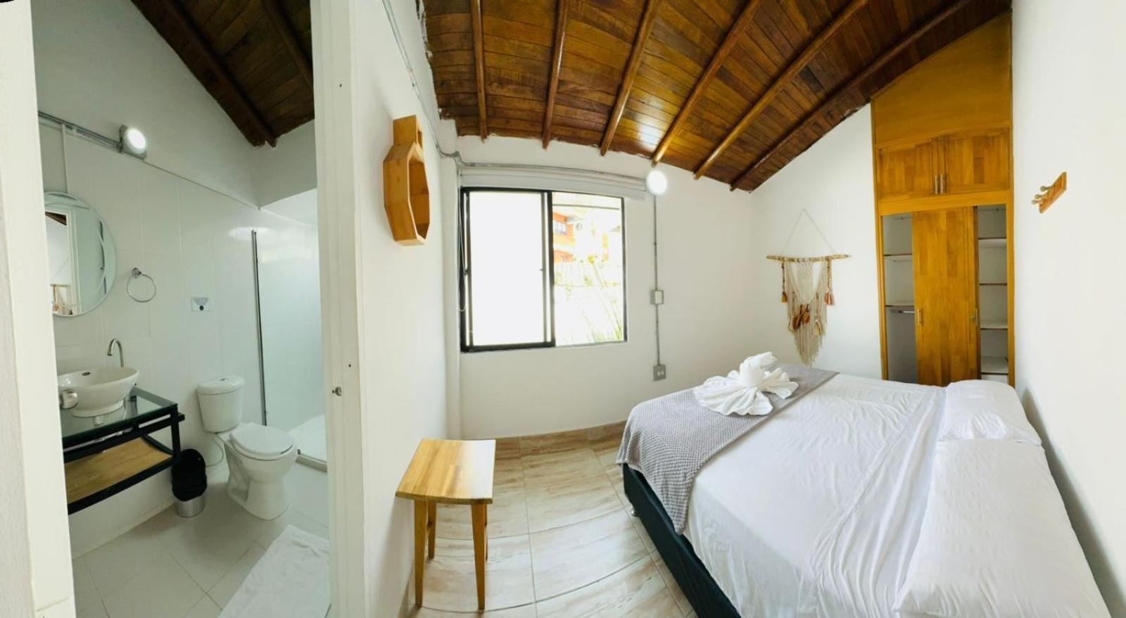 Hotel La Madriguera à Guatapé Extérieur photo